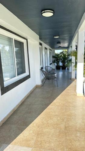 Luxury Home by Miami Int Airport in Hialeah (Florida) Luxury Home by Miami Int Airport in Hialeah (Florida)