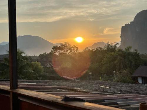 Ngoại cảnh khách sạn, Leng Saysana Guesthouse in Vang Vieng Ngoại cảnh khách sạn, Leng Saysana Guesthouse in Vang Vieng