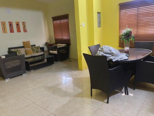 Machia Beach in 庫馬納 Machia Beach in 庫馬納