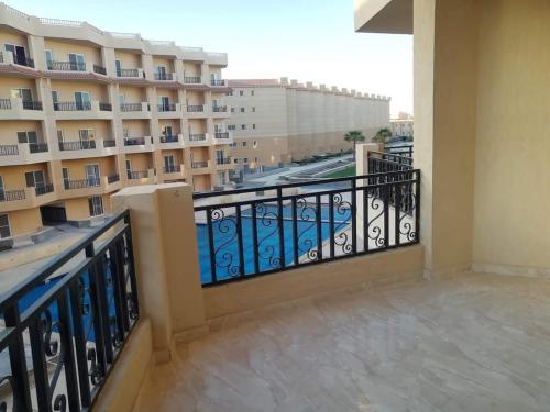 Hurghada, Two bedroom apartment challet ,sea and pool view
