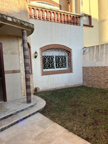 Beautiful villa Near the beach in 모하메디아 Beautiful villa Near the beach in 모하메디아