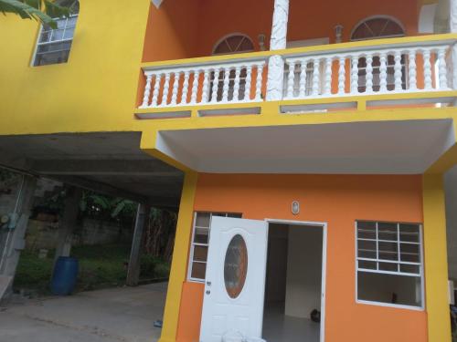 Exterior view, Paradise Suites in Jalousle Exterior view, Paradise Suites in Jalousle