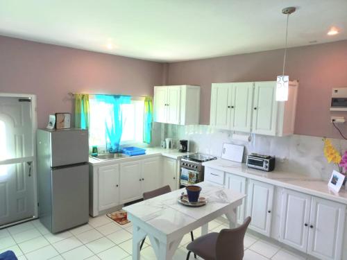 Facilities, Nested View- Spacious & quiet Apt 2 Nested Point Old Westerhall in Becke Moui Facilities, Nested View- Spacious & quiet Apt 2 Nested Point Old Westerhall in Becke Moui