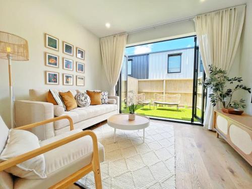 Rare Retreat Stylish 2BR Townhouse vs AC & Parking near Közlekedési és Műszaki Múzeum (MOTAT) Rare Retreat Stylish 2BR Townhouse vs AC & Parking near Közlekedési és Műszaki Múzeum (MOTAT)