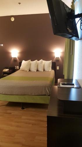 This photo about Studio 6 McAllen shared on HyHotel.com