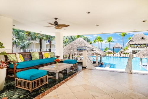 Vestíbulo, Margaritaville Beach Resort Playa Flamingo in Playa Flamingo Vestíbulo, Margaritaville Beach Resort Playa Flamingo in Playa Flamingo