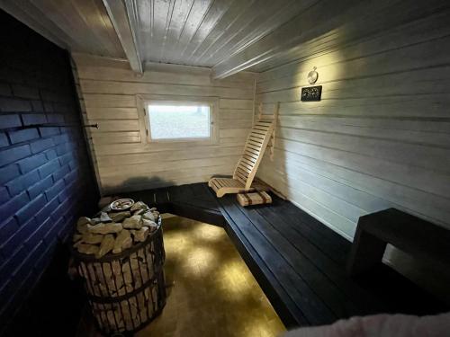 saună, Cozy Cabin with a Beautiful Sauna Near Lake in Lappeenranta saună, Cozy Cabin with a Beautiful Sauna Near Lake in Lappeenranta