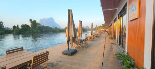 Romantic Resort MuangFuang in That Luang Romantic Resort MuangFuang in That Luang