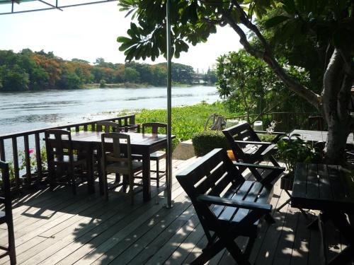 Изглед, River Kwai Bridge Resort in Канчанабури Изглед, River Kwai Bridge Resort in Канчанабури
