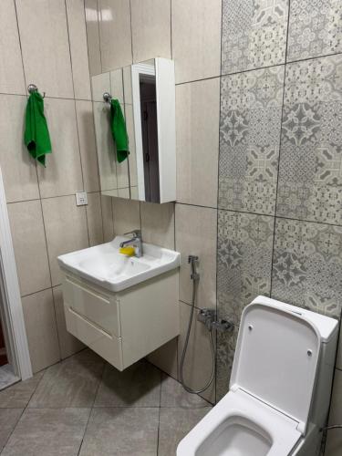 Cozy Room in a Peaceful Hillside Location 1 in 哥拉迪爾 Cozy Room in a Peaceful Hillside Location 1 in 哥拉迪爾