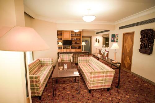 Pub/Lounge, Ambassador Ajanta Hotel Aurangabad near Aurangabad repülőtér Pub/Lounge, Ambassador Ajanta Hotel Aurangabad near Aurangabad repülőtér