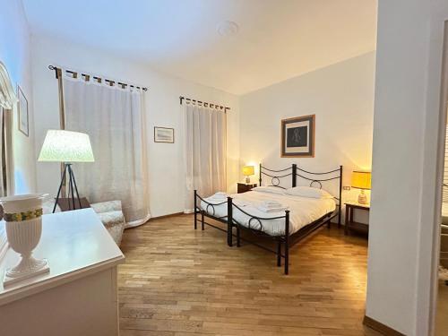 Federighi 2bd, 2bath, with elevator by FlorenceHospitality com