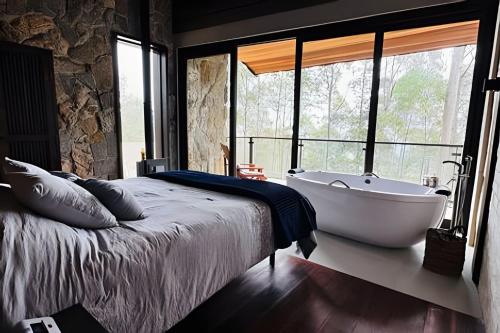 Chale das Cerejeiras, charme e vista incrivel in Santa Clara Chale das Cerejeiras, charme e vista incrivel in Santa Clara