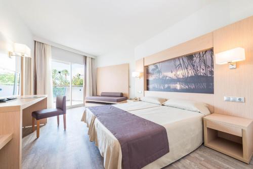 Eix Lagotel Hotel in Muro Eix Lagotel Hotel in Muro