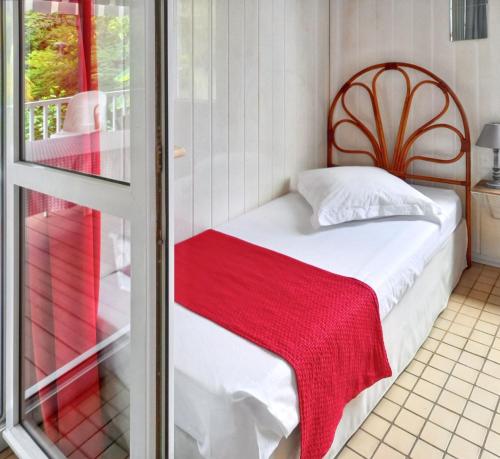 Entrance, Bungalow charmant a Bouillante avec terrasse et barbecue in Pointe-Noire Entrance, Bungalow charmant a Bouillante avec terrasse et barbecue in Pointe-Noire