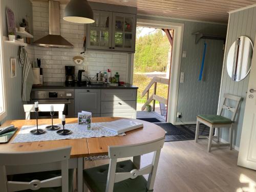 Létesítmények, Joarsbo, Stuga 2, Gårdsstugan (Joarsbo, Stuga 2, Gardsstugan) in Kalv Létesítmények, Joarsbo, Stuga 2, Gårdsstugan (Joarsbo, Stuga 2, Gardsstugan) in Kalv