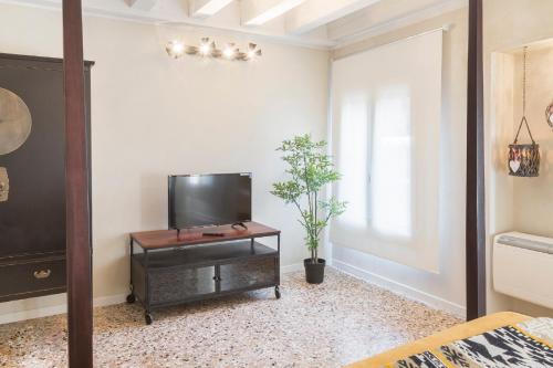 This photo about San Marco Suite Apartments shared on HyHotel.com