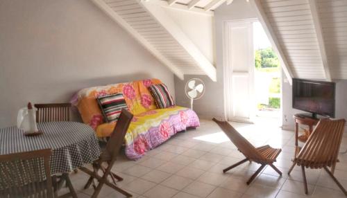 Habitación, Appartement confortable à Capesterre, 40 m², jardin agréable (Appartement confortable a Capesterre, 40 m², jardin agreable) in Capesterre-de-Marie-Galante Habitación, Appartement confortable à Capesterre, 40 m², jardin agréable (Appartement confortable a Capesterre, 40 m², jardin agreable) in Capesterre-de-Marie-Galante