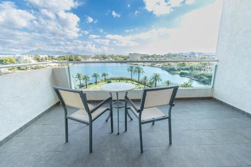 balkon/terras, Eix Lagotel Hotel in Muro balkon/terras, Eix Lagotel Hotel in Muro