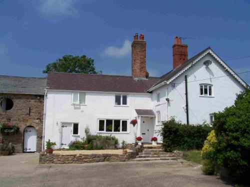 Hotel Broncoed Uchaf Farmhouse B&B