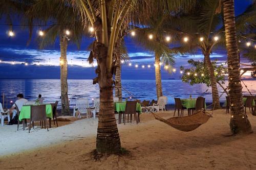 חוף ים, White Villas Resort in אי סיקיהור חוף ים, White Villas Resort in אי סיקיהור