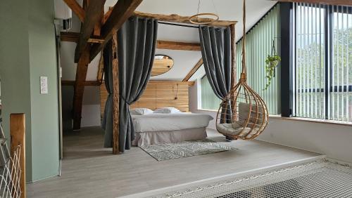 Espace evasions Loft Kis LOVE ROOM in Lardenne Espace evasions Loft Kis LOVE ROOM in Lardenne