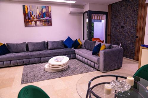 Facilities, R103- Comfy and Spatious 1 BR Apartment with Breathtaking City View - Belvedere in Belvédère Facilities, R103- Comfy and Spatious 1 BR Apartment with Breathtaking City View - Belvedere in Belvédère