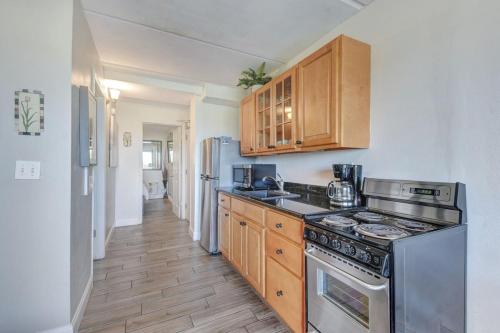 130 Direct Ocean Front 1 bedroom condo with heated pool in Crescent Beach 130 Direct Ocean Front 1 bedroom condo with heated pool in Crescent Beach