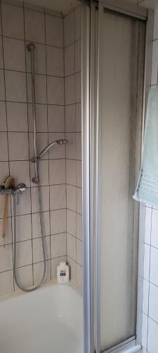 Badkamer, Wohnung in Alt-Garbsen in Garbsen Badkamer, Wohnung in Alt-Garbsen in Garbsen