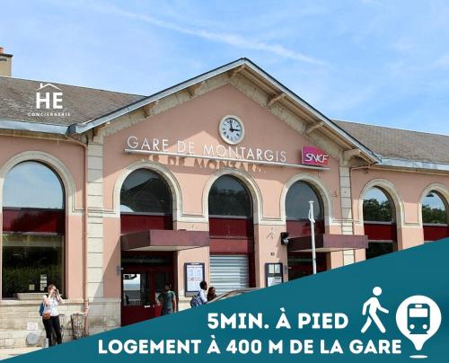 Room Miami Proche Gare 400m in Montargis Room Miami Proche Gare 400m in Montargis