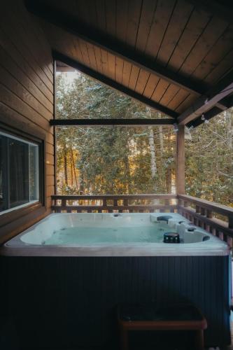 Chalet Ruby Rouge in 卓特斯(QC) Chalet Ruby Rouge in 卓特斯(QC)