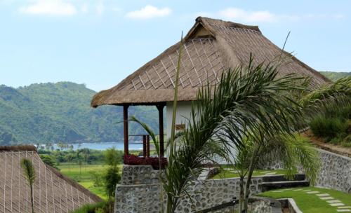 This photo about Mawun Raya Resort shared on HyHotel.com