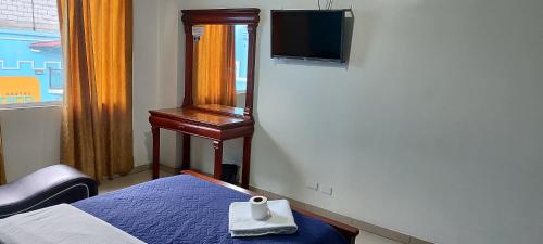 Hostal Zamorano in มาร์โกปัมบา Hostal Zamorano in มาร์โกปัมบา