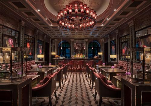 Four Seasons Hotel Lion Palace St. Petersburg in Saint Petersburg Four Seasons Hotel Lion Palace St. Petersburg in Saint Petersburg