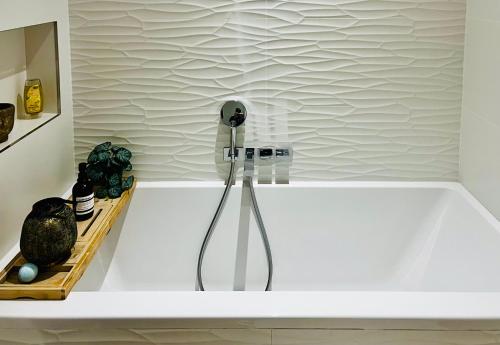 Elegant Sky Apartment with SPA in Howald Elegant Sky Apartment with SPA in Howald
