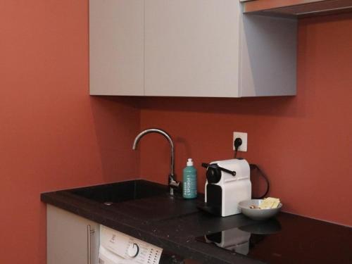 Instalaciones, Notre Dame de Senlis by La boite en Plus in Senlis Instalaciones, Notre Dame de Senlis by La boite en Plus in Senlis