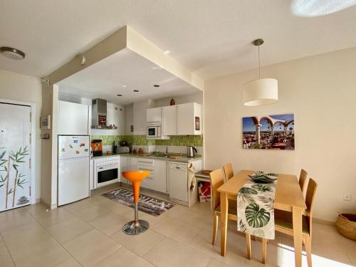 Charming Apartment in Benalbeach in Benalmadena Charming Apartment in Benalbeach in Benalmadena