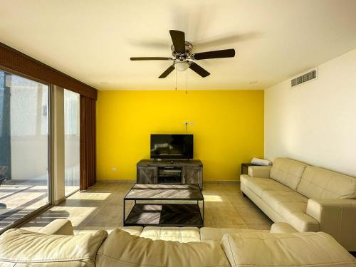 2BR Sunset Escape for Families in Las Conchas 2BR Sunset Escape for Families in Las Conchas