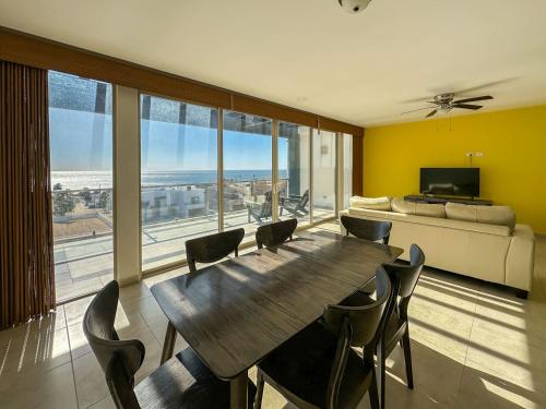 2BR Sunset Escape for Families in Las Conchas 2BR Sunset Escape for Families in Las Conchas