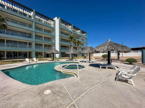 2BR Sunset Escape for Families in Las Conchas 2BR Sunset Escape for Families in Las Conchas
