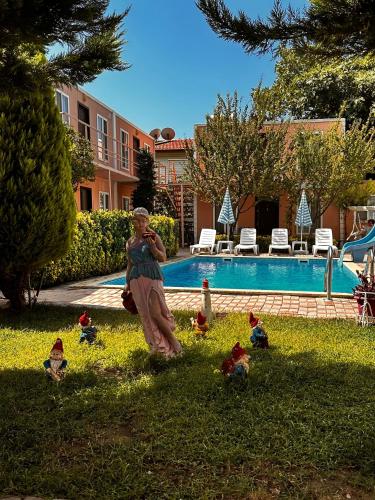 Garden, Ali Baba Butik Otel in Gündoğdu (Balikesir) Garden, Ali Baba Butik Otel in Gündoğdu (Balikesir)