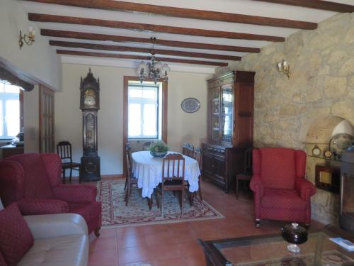 ห้องส่วนกลางสำหรับนั่งเล่น/ดูทีวี, Casa Mindela Farmhouse in วิลลา โด คอนเด ห้องส่วนกลางสำหรับนั่งเล่น/ดูทีวี, Casa Mindela Farmhouse in วิลลา โด คอนเด