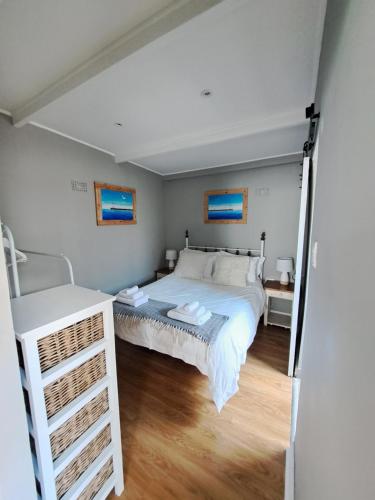 Mons Pes in Lakeside