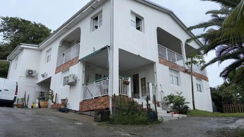 Appartement avec vue sur la mer à Le Marin, Climatisé, 80 m² (Appartement avec vue sur la mer a Le Marin, Climatise, 80 m²) in Le Robert Appartement avec vue sur la mer à Le Marin, Climatisé, 80 m² (Appartement avec vue sur la mer a Le Marin, Climatise, 80 m²) in Le Robert
