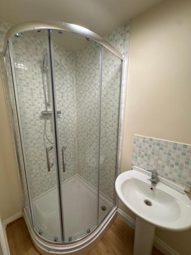 Barnsley Guesthouse in Барнслі Barnsley Guesthouse in Барнслі