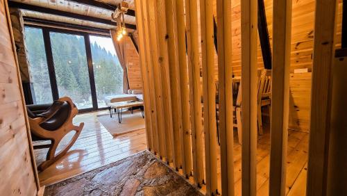 Wolf House Jelovica in โดโลวี ลาเลวิชา Wolf House Jelovica in โดโลวี ลาเลวิชา