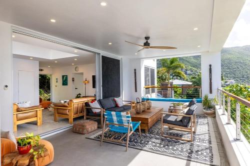 Cannon Point Estate in Tortola Cannon Point Estate in Tortola