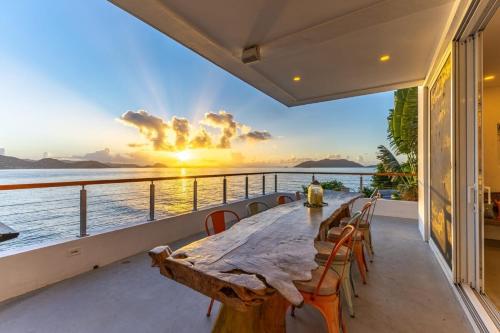 Cannon Point Estate in Tortola Cannon Point Estate in Tortola