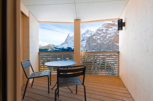 شرفة/ تراس, Hotel Mürren Palace (Hotel Murren Palace) in Murren City Center شرفة/ تراس, Hotel Mürren Palace (Hotel Murren Palace) in Murren City Center