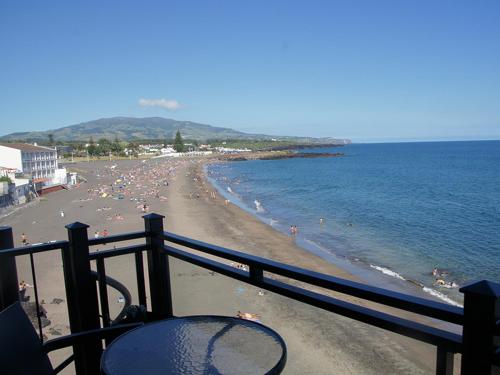 This photo about Apartamentos 3 Praias shared on HyHotel.com